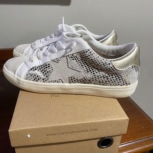 Vintage Havana Sneakers